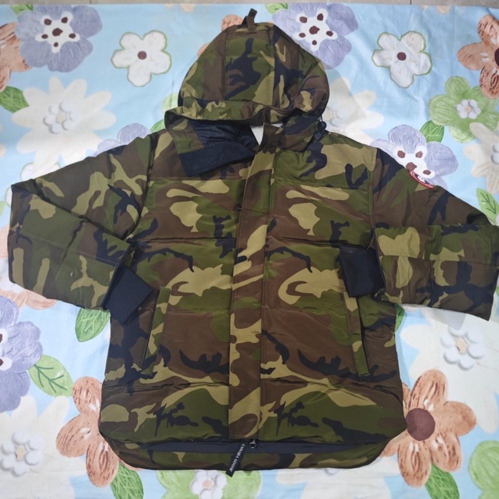 Canada Goose Camouflage Hooded Down Jacket